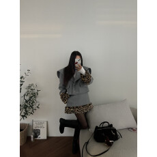 批发韩系时尚气质翻领毛呢短外套＋包臀修身半身裙