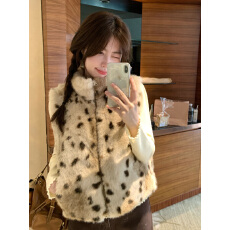 批发豹子时髦俏皮渐变雪奶豹马甲2025秋冬季新款皮草外套