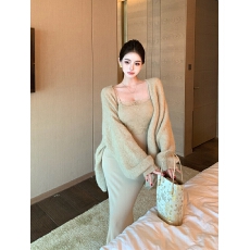 批发实拍实价 复古毛毛针织开衫上衣<b class='q'>外套</b>蕾丝拼接收腰吊带<b class='q'>连衣裙</b>套装