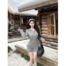 批发实拍实价 秋冬穿搭针织拉链<b class='q'>长袖</b>短款<b class='q'>外套</b>上衣高腰短裤子两件套装