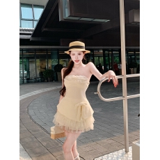 批发实拍实价纯欲甜辣妹拼接蝴蝶结设计修身显瘦抹胸<b class='q'>上衣</b><b class='q'>网纱</b>蛋糕裤裙