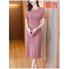 批发三宅褶皱2026夏季新款大码阔太太<b class='q'>宽松</b>复古印花气质显瘦A字<b class='q'>连衣裙</b>