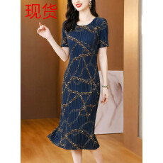 批发三宅褶皱2026夏季新款大码阔太太宽松复古印花气质显瘦A字连衣裙