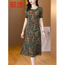 批发三宅褶皱2026夏季新款大码阔太太宽松复古印花气质显瘦A字连衣裙