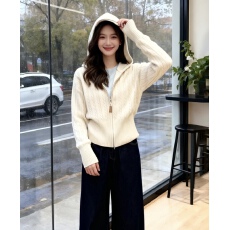 批发温柔风麻花连帽针织<b class='q'>开衫</b>女秋冬韩系慵懒拉链毛衣外套收腰<b class='q'>短款</b>上衣