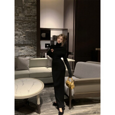 批发实拍实价高级时尚懒套装高领披肩两件套设计感针织打底上衣半身裙