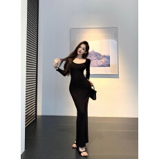 批发实拍实价~高级感气质收腰连衣裙莱赛尔纤维U领长款裙子