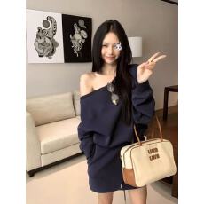 批发官图# 高级感欧货甜美气质独特<b class='q'>套装</b>长袖露肩上衣短裙子两件套