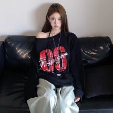 批发官图 华棉复合 美式复古字母印花长袖<b class='q'>卫衣</b>斜肩别致上衣