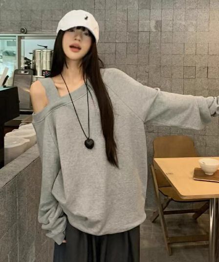 2026 한국 새로운 후아 면 복합 단색 느긋한 바람 오프숄더 긴팔 슬림해 보이는 Chic 비스듬한 어깨 의류