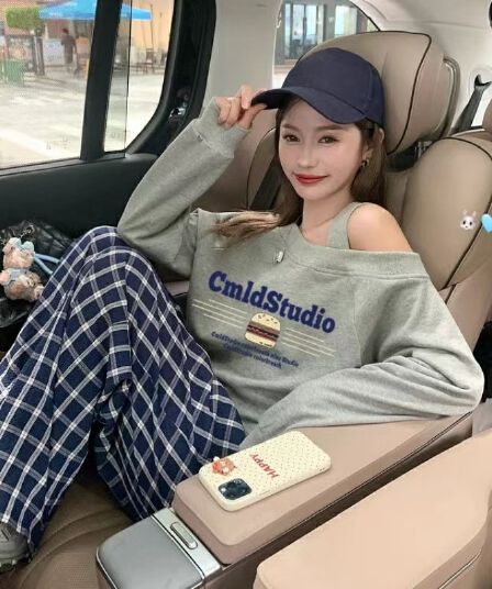 2026 한 궈화 면 복합 Chic 비스듬한 어깨 오프숄더 가을 겨울 의류 후드티 프린트 여성 hangban