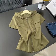 批发设计感连帽正肩短袖t恤女<b class='q'>夏</b>季大码胖MM修身显瘦别致遮肚半袖上衣