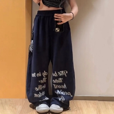 批发2026夏季新款美式街舞嘻哈运动裤<b class='q'>女</b>街头卫裤印花长裤阔腿<b class='q'>休闲裤</b>潮