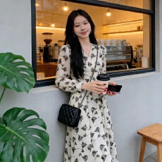 批发韩版法式新品少妇气质显瘦开叉跨境辣妈长袖连衣<b class='q'>裙</b>雪纺休闲<b class='q'>欧美</b>