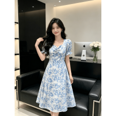 批发小个子连衣衣裙法式港味英伦法式<b class='q'>连衣裙</b><b class='q'>连衣裙</b>开叉夏装碎花辣妈