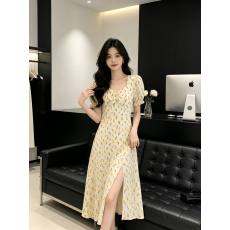 批发时尚新款A字裙方领喇叭袖欧美性感碎花夜店<b class='q'>中</b>长款开叉<b class='q'>连衣裙</b>