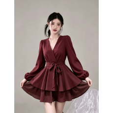 批发纯色显瘦A字短裤裙女秋季新款女装宽松高腰交叉V领长袖绑带<b class='q'>连衣裙</b>