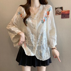 批发实拍-大码女装2026新款胖MM宽松显瘦棉麻钩花刺绣波浪边<b class='q'>开衫</b>上衣