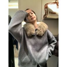 保暖毛衣简约复古大毛领可拆卸连帽毛衣女冬季加厚保暖外套