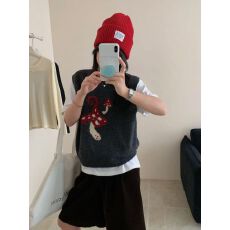 批发2025独特漂亮蘑菇精灵针织衫上衣<b class='q'>冬</b>宽松减龄软糯休闲马甲