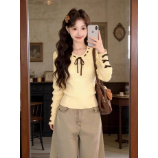 批发2025新款黄色针织毛衣女秋冬季巨好看的冬装内搭打底衫设计感上衣