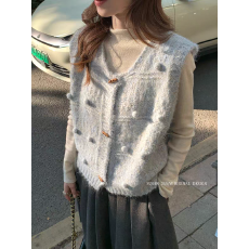 批发工艺钩花休闲针织马甲女早春新款韩系简约圆领纯色宽松单排扣背心