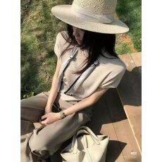 批发韩系穿搭丝巾针织<b class='q'>衫</b>短袖女2026新款夏季飞飞袖小众设计感针织上衣