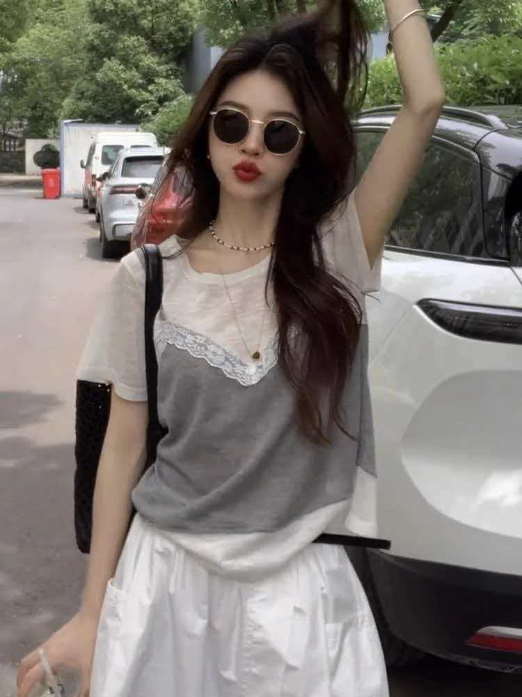 작은 키 페이크 레이어드 레이스 조각 반팔 티셔츠 여성 여름 ootd 착용 가져 가라. 디자인 센스 쇼트 스타일 몸매 가꾸기 맨위