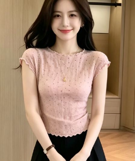 핑크색 프릴 몸매 가꾸기 프릴 칼라 반팔 티셔츠 여성 2026 여름 부드러운 바람 착용 가져 가라. 달콤함 아름다운 맨위