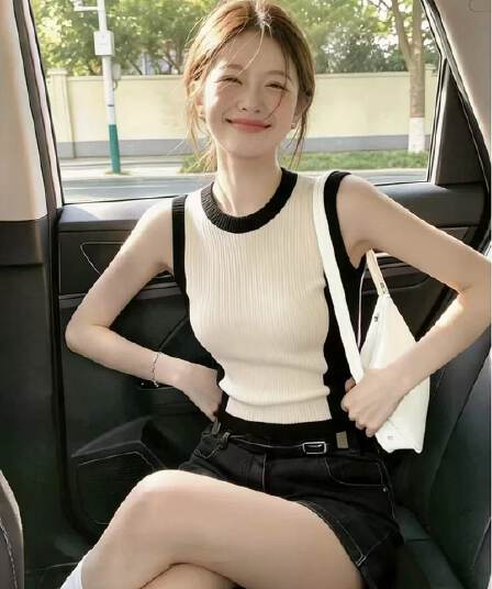 흑인과 백인 배색 슬림해 보이는 조끼 슬립 여성 2026 여름 고유 한 아름다운 섹션 연령 감소 맨위 프랑스식 사소한 착용 가져 가라.