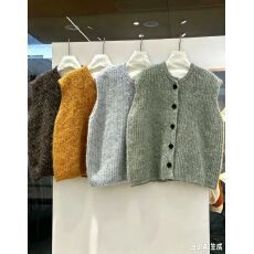 批发2026春季新品韩版气质简约排扣圆领无袖针织衫马甲<b class='q'>开衫</b>毛衣外套<b class='q'>女</b>