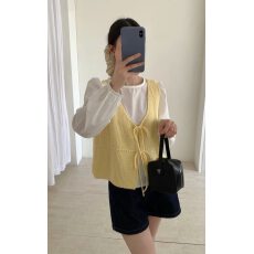 批发韩系V领系带针织马甲两件套装女2026<b class='q'>秋</b>季新款叠穿短款毛衣背