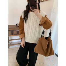 批发韩系软糯麻花白色保暖毛衣针织衫马甲无袖上衣女2026春秋叠穿坎肩