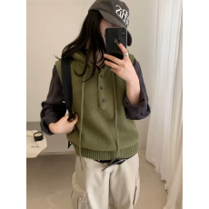 批发韩系连帽纽扣针织马甲背心女无袖叠穿<b class='q'>百搭</b>毛衣坎肩上衣宽松套头潮