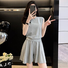 批发盐系轻熟休闲运动<b class='q'>套装</b><b class='q'>女</b>夏季2026新款灰色无袖上衣高腰<b class='q'>短裤</b>两件套