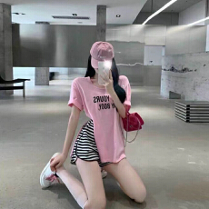批发ins时尚<b class='q'>套装</b>女夏季新款oversize开叉短袖T恤女条纹阔腿短裤<b class='q'>套装</b>
