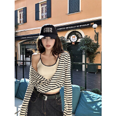 批发2026超火减龄叠穿上衣套装女装早春韩系条纹针织衫吊带背心两件套