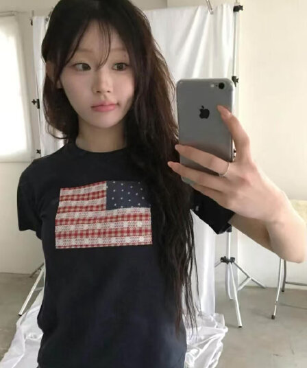 2026 봄 여름 새로운 라운드 넥 레트로 패턴 배너 프린트 반팔 맨위 Chic 슬림해 보이는 티셔츠