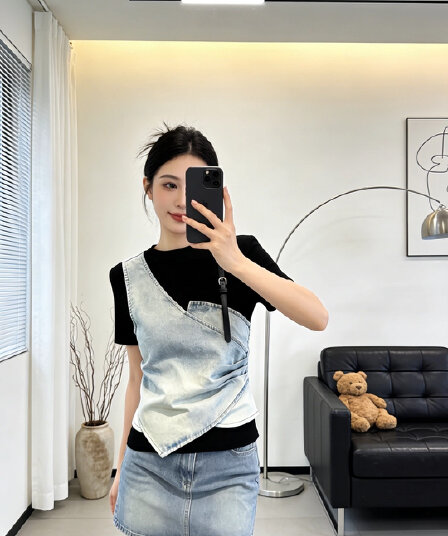 95 면 페이크 레이어드 반팔 티셔츠 여성 여름 새로운 디자인 센스 작은 대중 다용도 패션 데님 패치워크 맨위