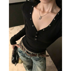 批发美式辣妹v领纽扣设计长袖t恤女春<b class='q'>秋</b>冬新款独特修身打底衫内搭上衣