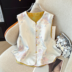 批发实拍双面穿国风提花马甲女士新款外穿马夹坎肩新中式背心外套