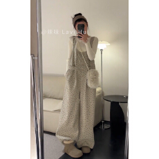批发LAVI HU百搭风直筒<b class='q'>连体</b>背带裤+上衣打底