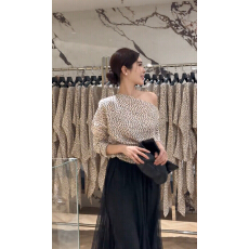 批发春季露肩<b class='q'>波点</b>上衣