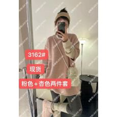 批发LAVI HU酸奶芝士冬款休闲套头毛衣<b class='q'>短袖</b>+打底衫