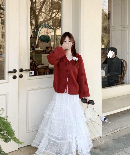 실사 정가 느긋한 바람 프랑스식 빨간색 3 차원 꽃 스웨터 레이스 레이스 반신 스커트 투피스 세트