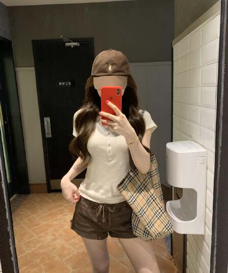 실사 정가 작은 대중 캐주얼 반팔 티셔츠 여름 한 부서 몸매 가꾸기 슬림해 보이는 얇은 스타일 맨위