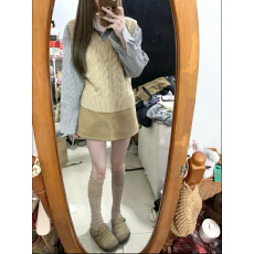 批发实拍实价 新款毛衣针织马甲女春秋流行叠穿<b class='q'>条纹</b>衬衫半裙套装