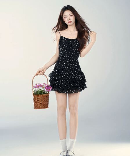하나 오노 라스베리 꽃무늬 슬립 여성 드레스 봄 새로운 올해 폭발 슈퍼 잘 생긴 프랑스식 허리 수축 미니 스커트