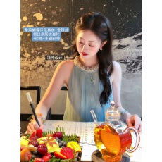 批发盈瓷<b class='q'>真丝</b>｜蓝雾谣 桑蚕丝假两件挂脖连衣<b class='q'>裙</b>女夏小个子度假风长<b class='q'>裙</b>