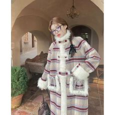 批发2025春秋新款撞色毛毛格子设计感大衣宽松保暖显瘦减龄毛呢<b class='q'>外套</b>女